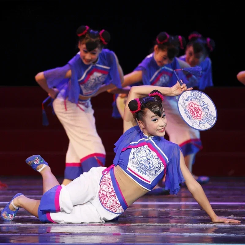 

Классический национальный танцевальный костюм с веером для девочек, элегантная одежда ханьфу, зонтик Янко, танцевальная одежда, китайский народный танец