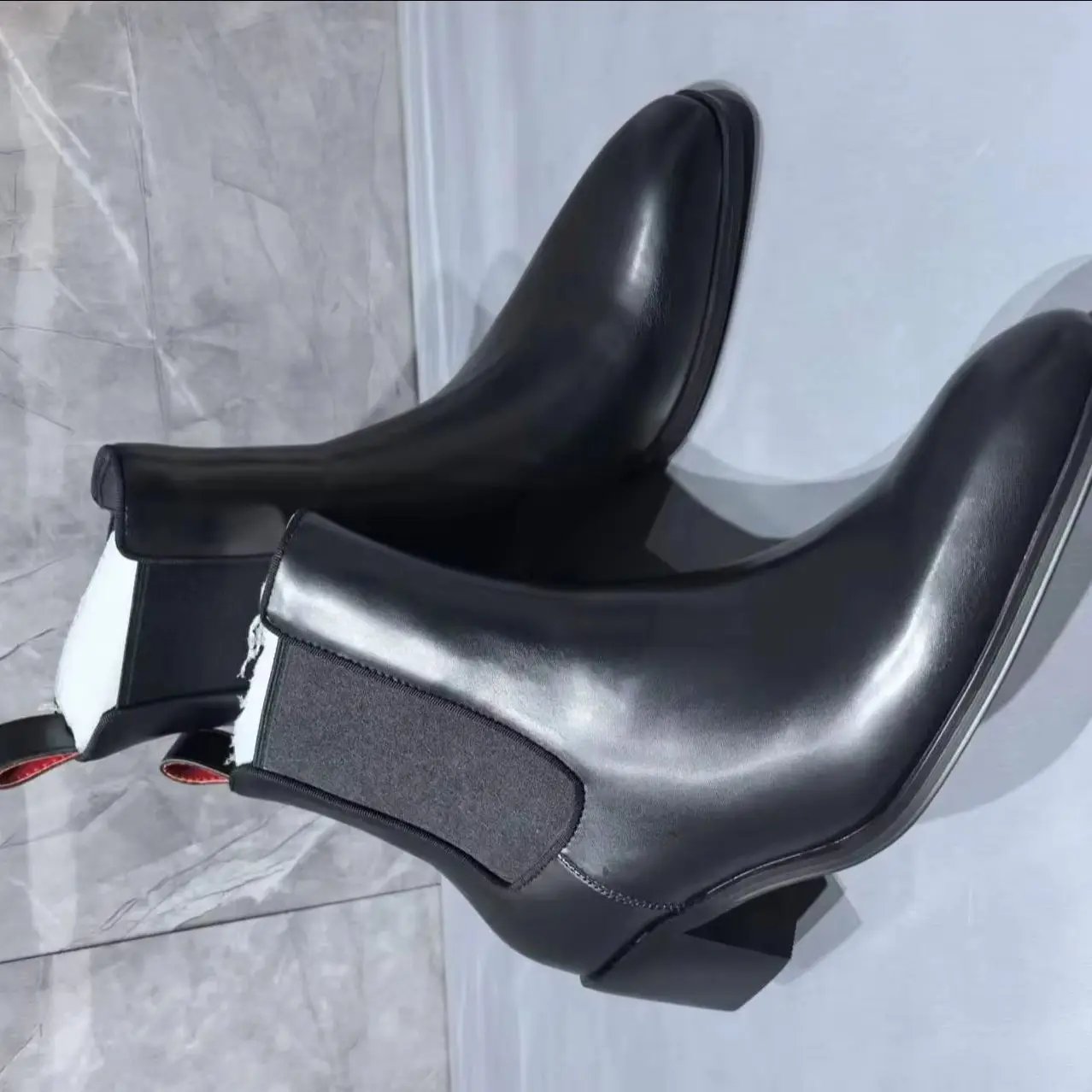 

Chunky Mid Heels Shoes Mature Round Toe Slip On Botas Male New Business Gentleman Suit Style Black Leather Short Boots For Men