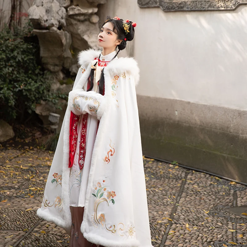 Herfst En Winter Mantel Hanfu Vrouwen Fluwelen Verdikte Mantel Chinese Stijl Cape Jas