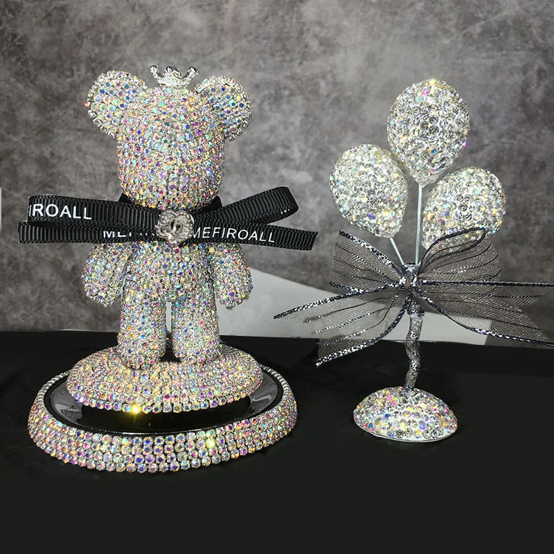 Cute Cartoon diament miś dekoracje deski rozdzielczej samochodu Bowknot dżetów Auto Ornament Auto stałe odświeżacz do samochodu naklejki