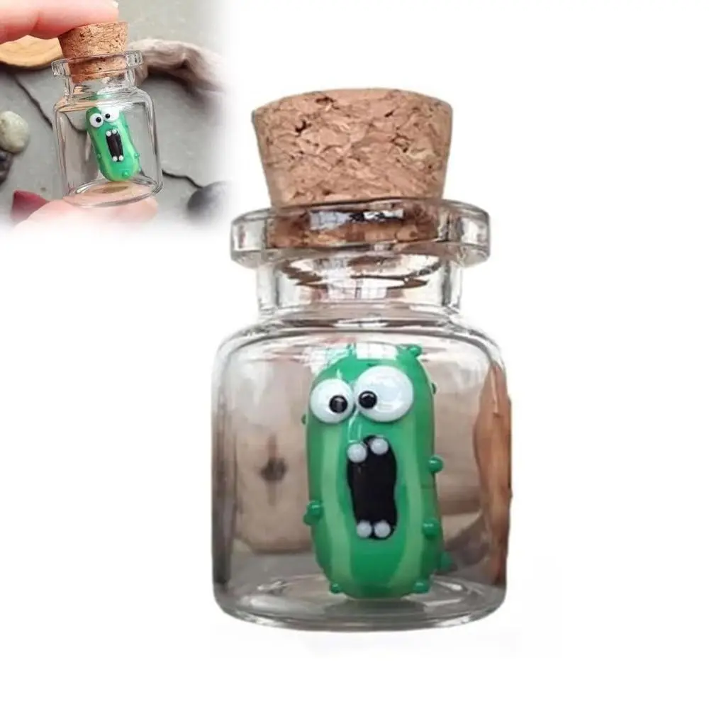 Exquisite Small Toys, Home Decorations, Glass Screaming Kimchi Bottles, Handmade Glass Miniature Car Pendants, Party Pendants