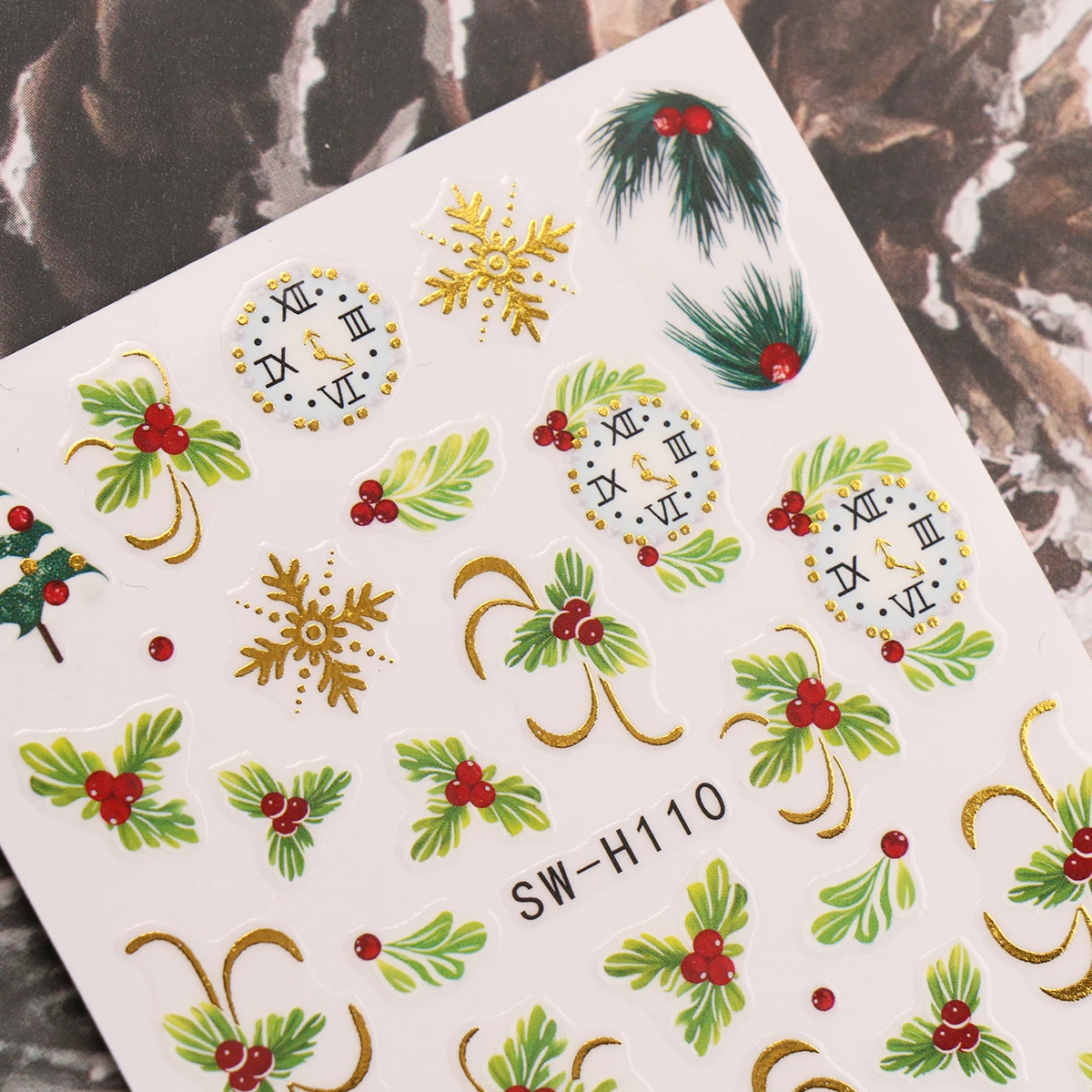 2/4PCS 3D Christmas Gold Bow Snowflake Tree Berry Wreath Clock Nail Art Stickers Winter Holiday DIY Decals Salon Supplies