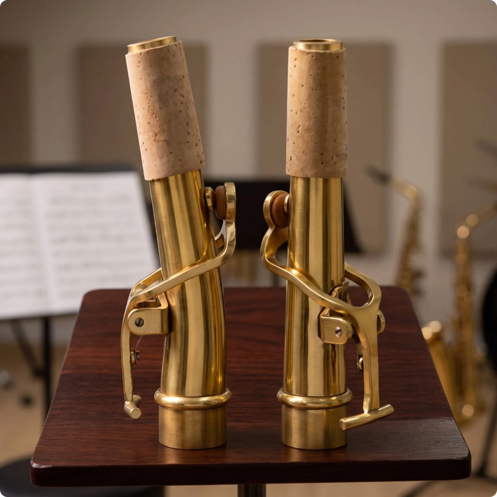2 Pieces Saxophone Neck with Cork Long-Lasting Saxophone Neck Part Long-Lasting Accessory Practical for Saxophonists