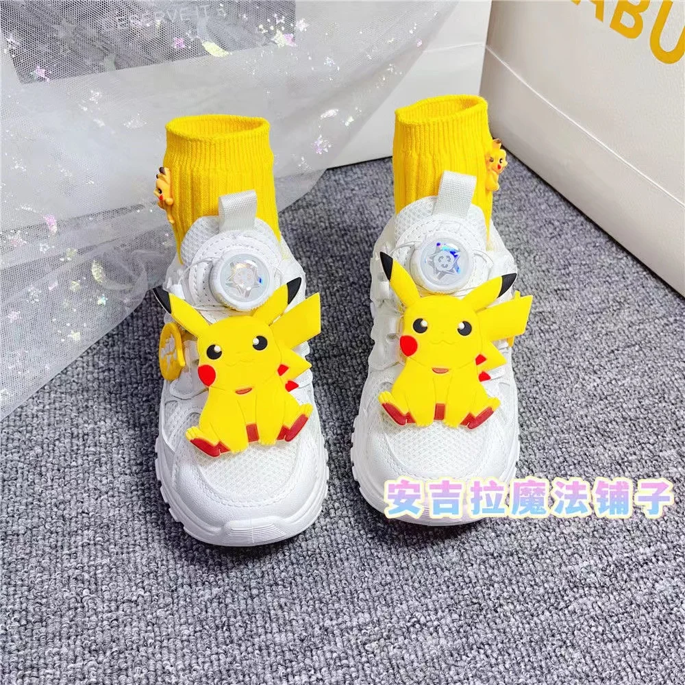 Sepatu olahraga anak SpongeBob SquarePants, sepatu lari anak warna putih baru musim semi dan gugur 2024, sepatu kartun Pikachu modis ultra-ringan