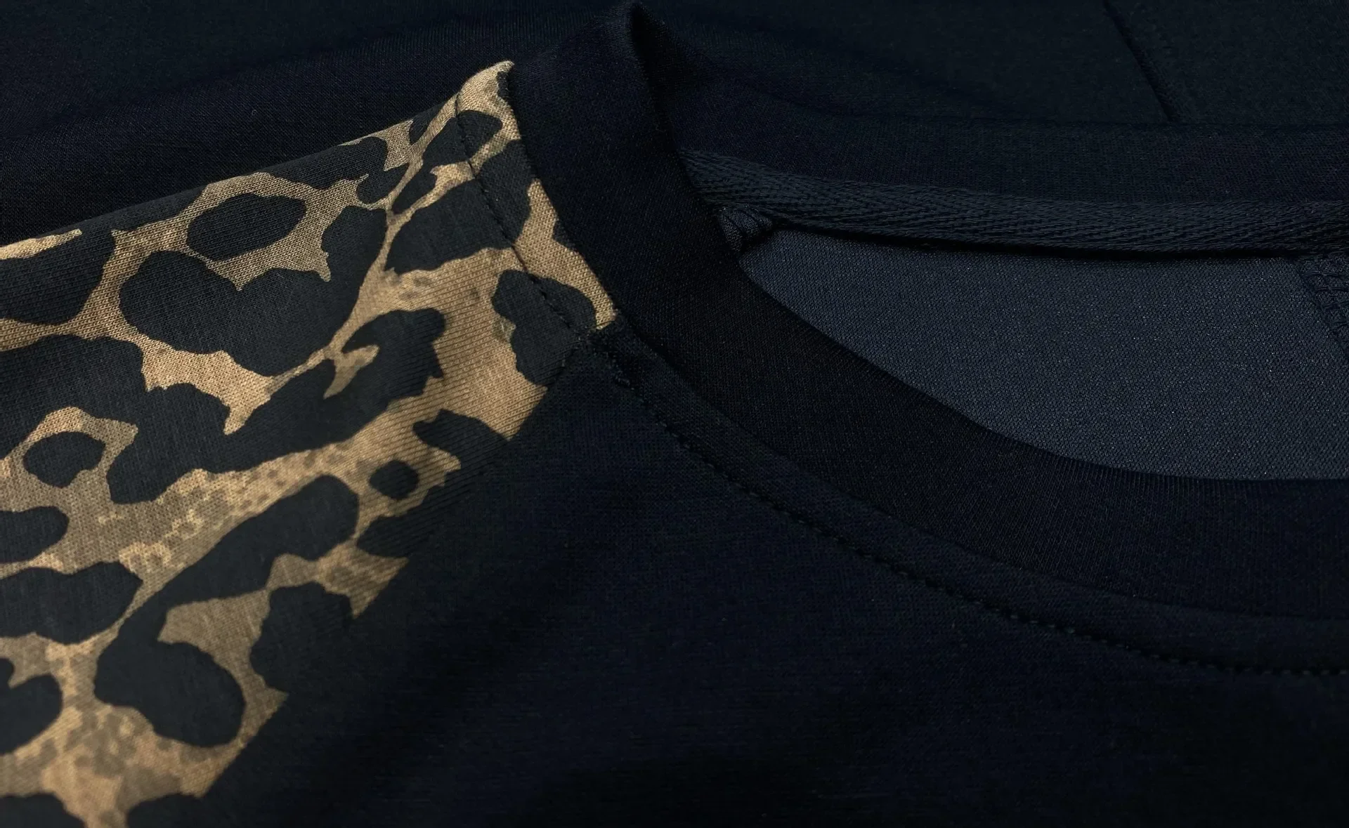 Sudadera con capucha de oso de dibujos animados para mujer, ropa Vintage con estampado de leopardo, jersey de manga con cuello redondo, prendas de punto informales, Tops sueltos