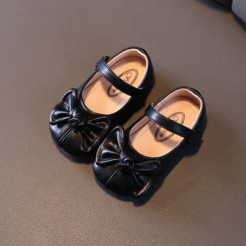 Soft Sole Non Slip Toddler Girls' Shoes 1-3 Years Old Breathable Leather Infant Walking Shoes Slip on Baby Booties