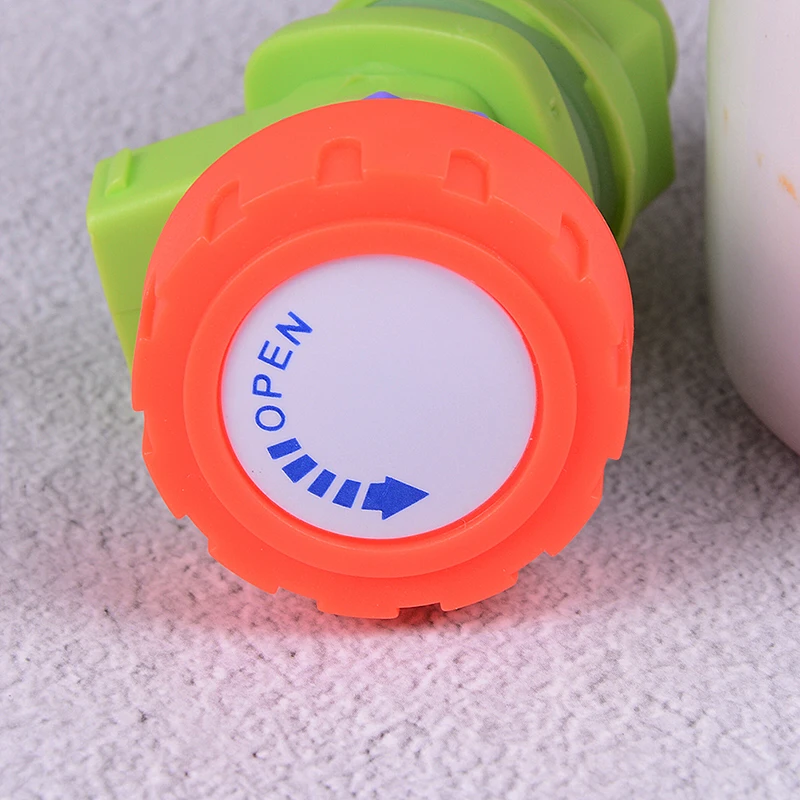 1Pcs Water Faucet Tap Knob Types Plastic Outdoor Faucet Taps Replacement For Waters Tank Bucket For Wine Bottle or Juice Bottles