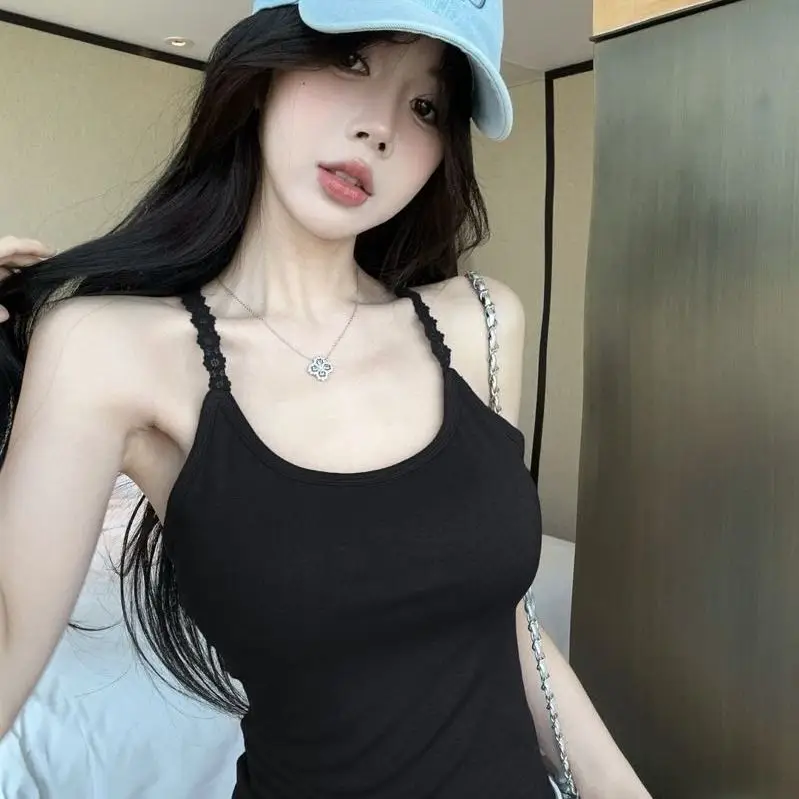 Summer New Style Women's Slim Fit Tank Top Strap Vest Integrated Inner And Outer Wear with Chest Pad Versatile Short Length