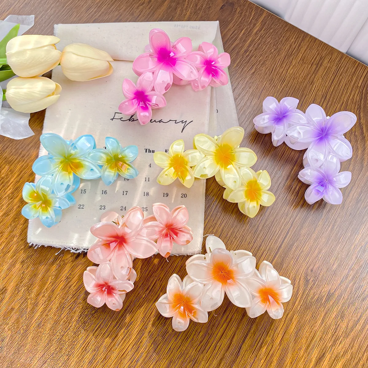 Summer Flower Hair Clips for Women Gradient Transparent Large Hair Claw Clip Korean Hair Accessories Temperament Hairpin 2024