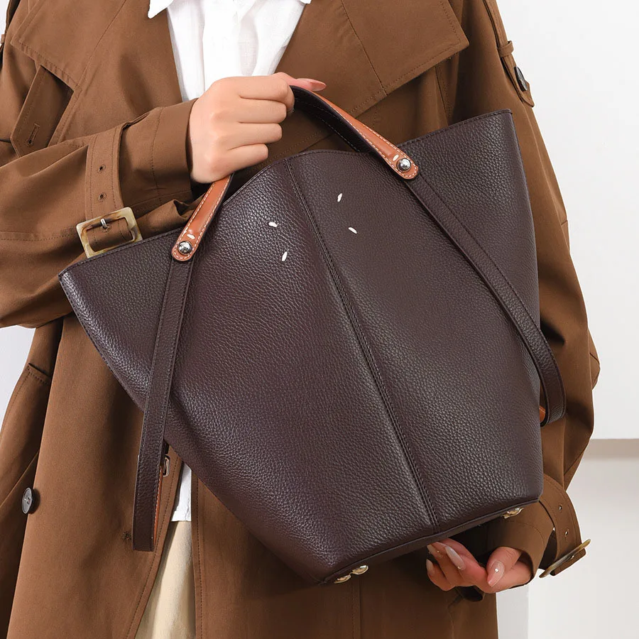 

New fashionable ladies' handbags, large-capacity bucket bag, high-end tote bag, commuting, shopping and casual bag