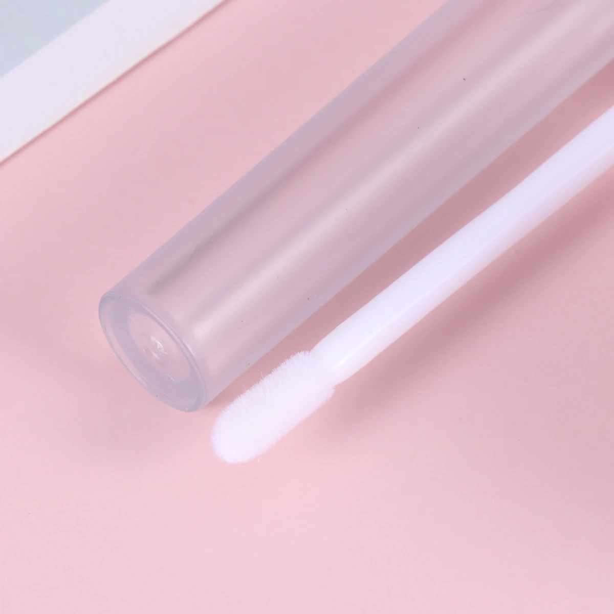 

10Pcs Lip Tubes Lip Color Container Labial Glair Tube Lip Bottle Subpackaging Holder (White Lid, Dull Polish)