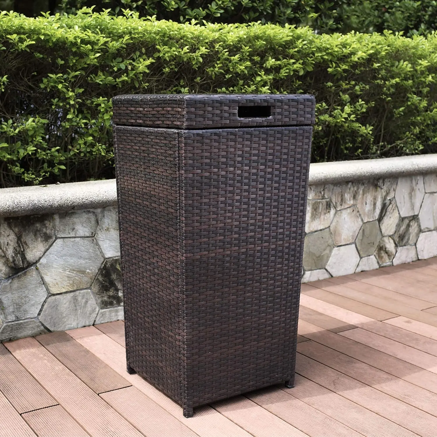 Large Brown Wicker Waste Basket with Lid Wastebasket Poolside Garbage Can Outdoor Trash Bin Sturdy Outside Modern Chocolate