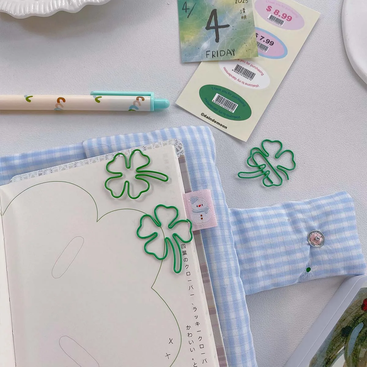 10pcs INS Style Paper Clips Lucky Four-Leaf Clover Bookmark Aesthetic Novelty Shape Clips for Scrapbooking Gift & Journal Decor