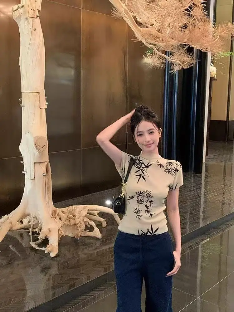 Koszulki damskie w stylu chińskim z kwiatowym wzorem, odzież damska 2025, tuniki z krótkim rękawem i okrągłym dekoltem, letnie koszulki, eleganckie topy.