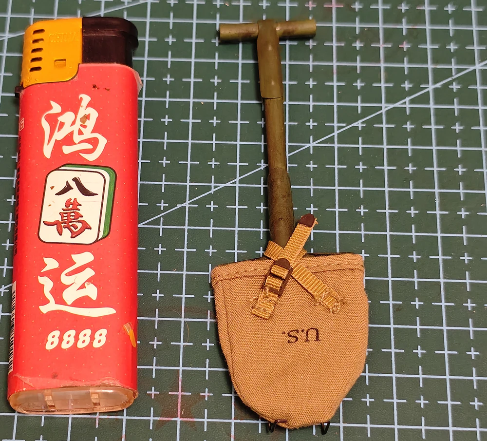 

Hot Sales 1/6th UJINDOU DID Facepoolfigure WWII Series US. Soldier Doll Shovel Bags Mini Toys Model Accessories Not Real For 12"