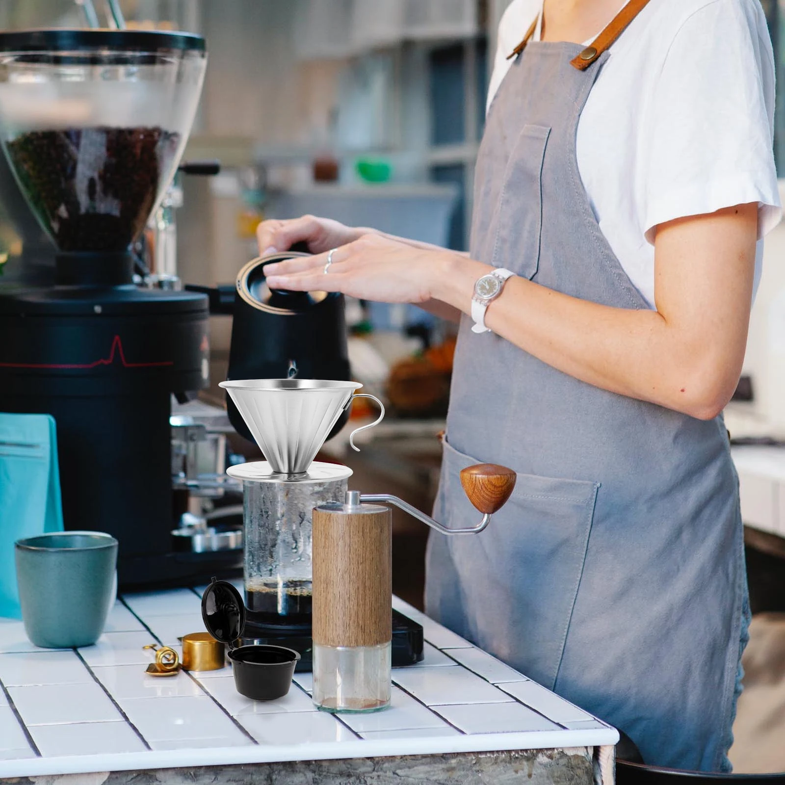 

Stainless Steel Coffee Filter Dripper Cone Shape Easy to Use with Paper Filters for Consistent Tasty Results Coffee Filter