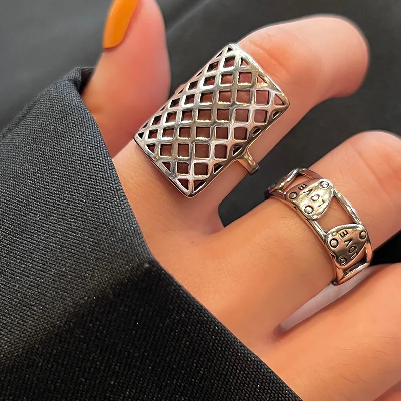 QMCOCO Korean INS Fashion Creative Mesh Hollow Personality Geometric Ring Woman Index Finger Ring Silver Color Party Accessories