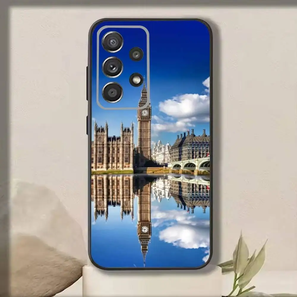 L-London Bus England Big Ben  Phone Case For Samsung S25,S24,S21,S22,S23,S30,Ultra,S20,Plus,Fe,Note,10,9,5G Black Cover