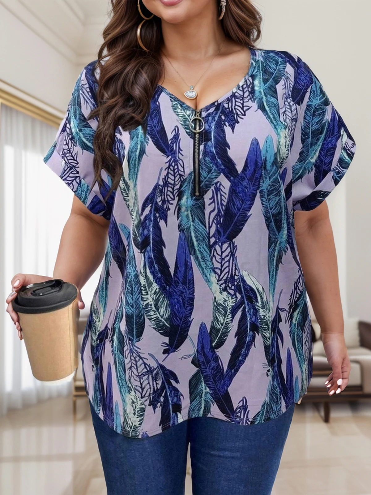 

Big Size Women's Short Sleeve Printed Casual Thin V-Neck T-Shirt