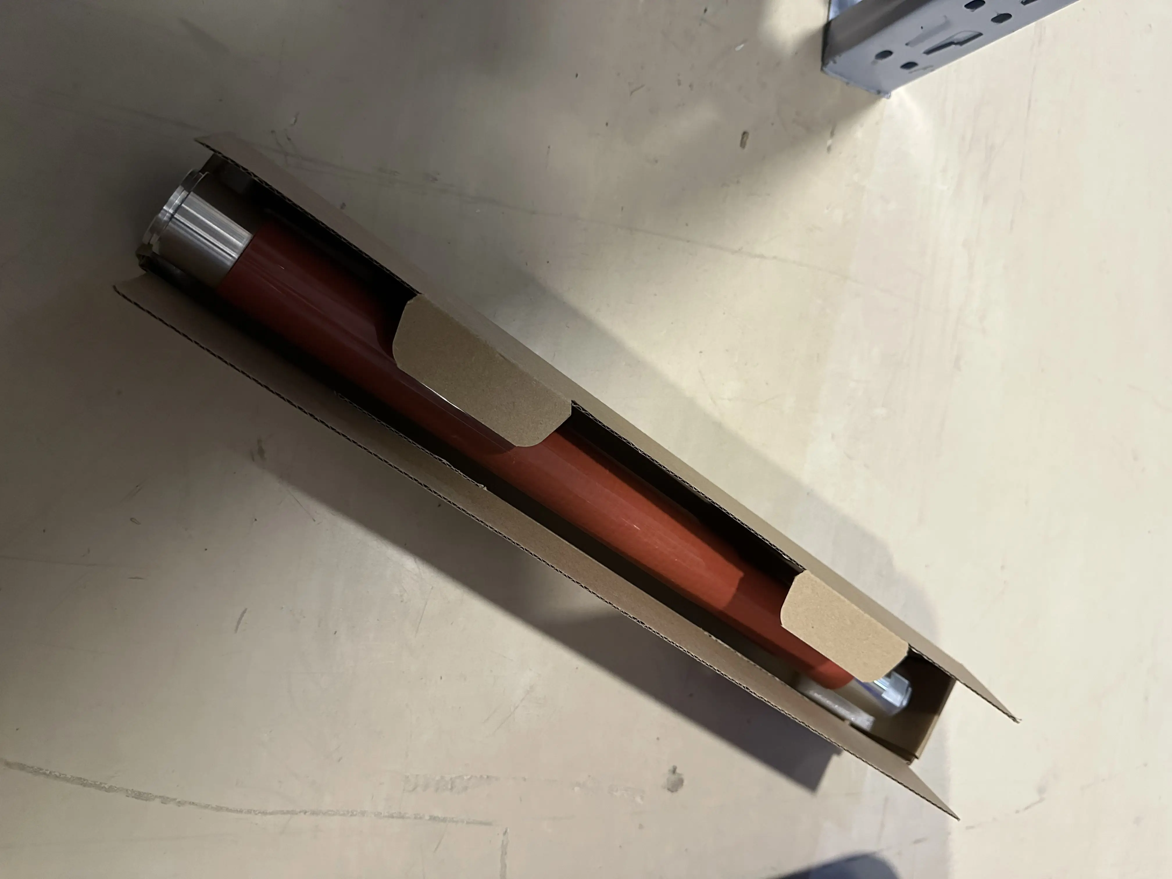 

Верхний нагревательный ролик фьюзера для Xerox Color 550 560 C60 C70 C75 J75 DC 240 242 250 252 260 700 6550 7550 7775 7780 059K33390