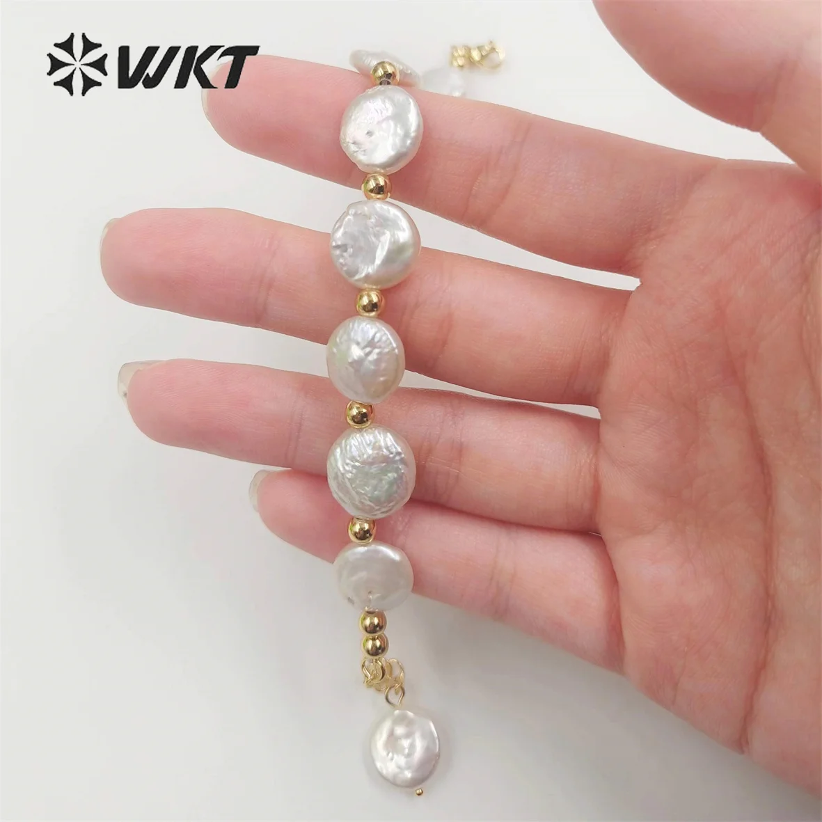 WT-MPB091   WKT 2023 Lovelyl Style Freshwater Pearl Bracelet Women Party Adjustable Gold-Plate Lady Jewelry Women