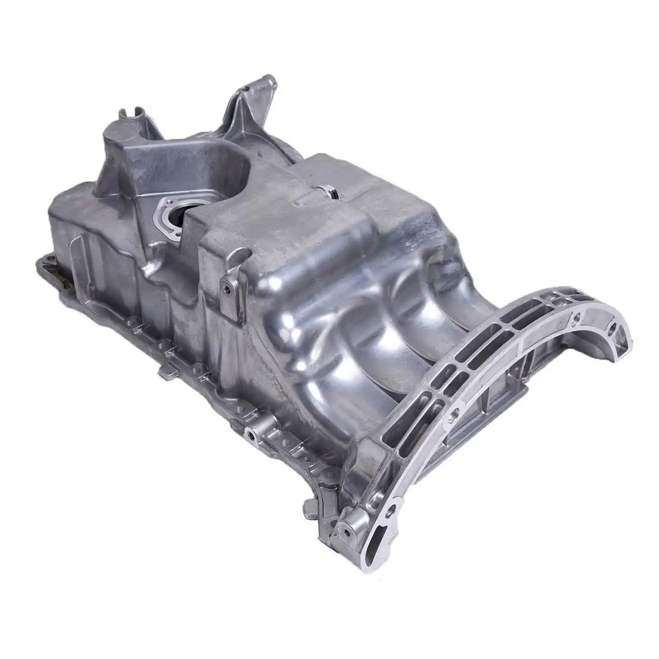 لمرسيدس بنز M270 CLA250 GLA45 قطع غيار المحركات 2014-2020 AMG زيت المحرك عموم 2700107600