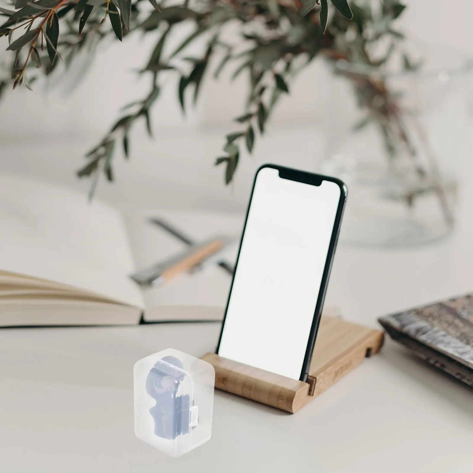 

Game Controller Clip For Phone High Sensitivity Mobile Gaming Handle Lightweight Trigger Accessory Compatible With Most