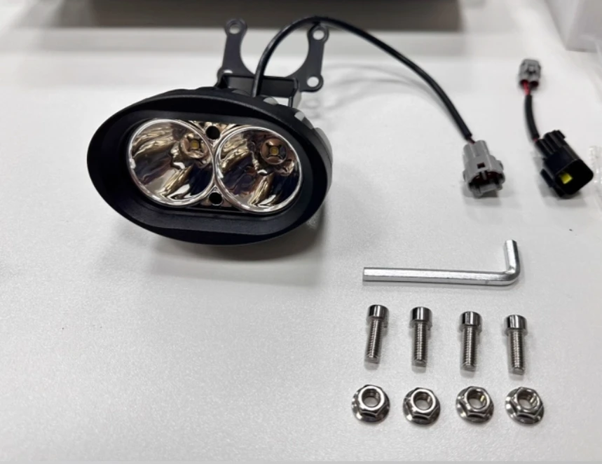 

12V-36V LED Work Light Fog Lamp 2LED Motorcycle Spotlight Dual Color High Low Beam Motorcycle Auxiliary Lamp Road Driving Lamp