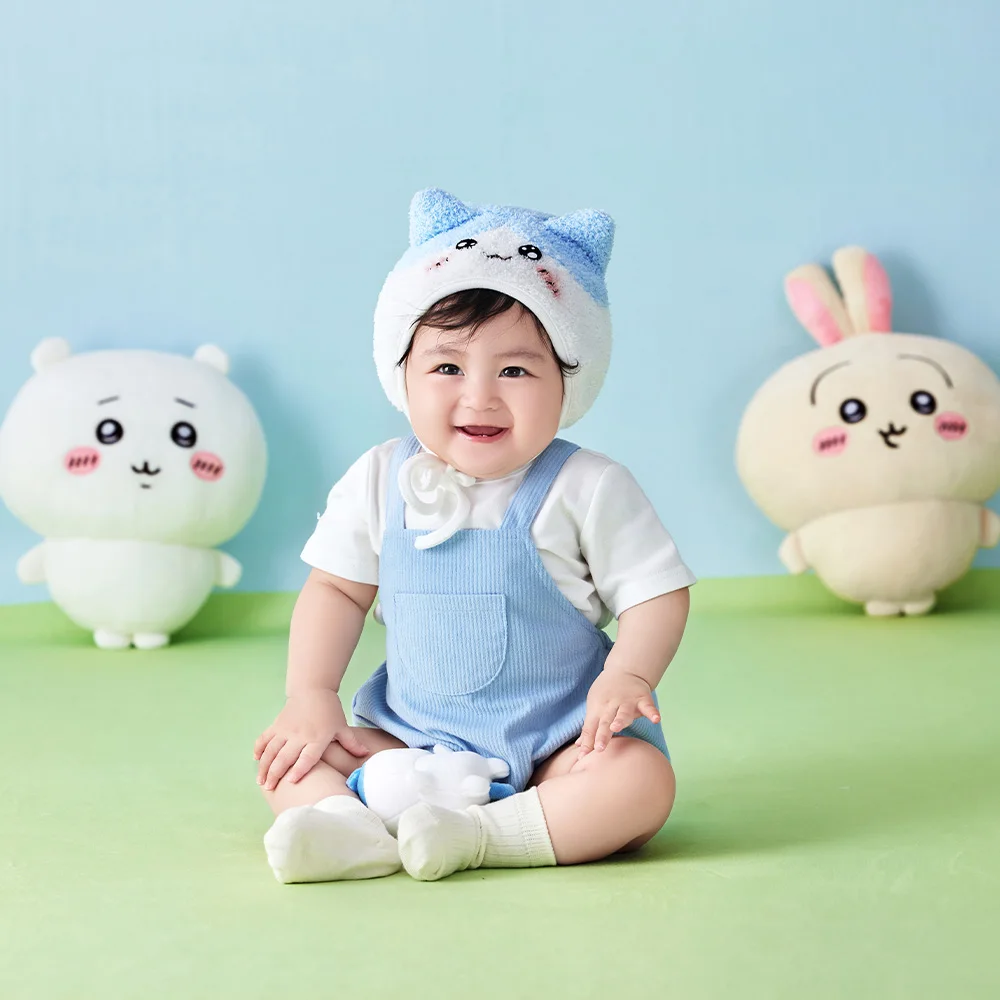 Baby 100 Days Milestone Photography Props Adorable Cat Hat+blue Overalls Set Cartoon Bunny/Bear Stuffed Doll for Studio Shooting