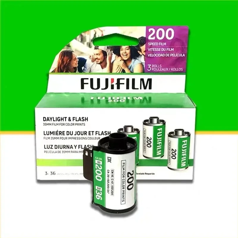 Classic Fujifilm FUJICOLOR 200 Color Negative 35mm Film 36 Exposure For 135 Format Camera - Expiry Date: 2024.12