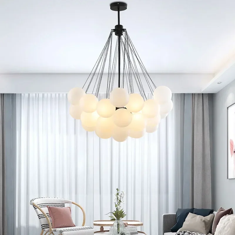 Imagem -03 - Nordic Fosco Bola de Vidro Preto Suspensão Haste Lustre para Sala Jantar Móveis Interiores Luzes Decorativas