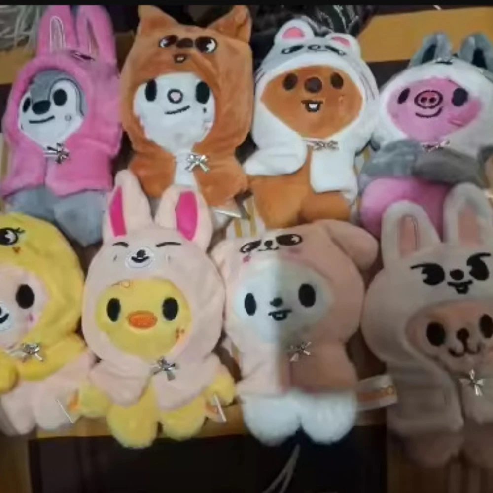 KPOP Skzoo أفخم المفاتيح الكورية Ide قلادة لعبة المفاتيح مروحة جمع Giftsol Felix HyunJin Jisung أفخم الكرتون #1