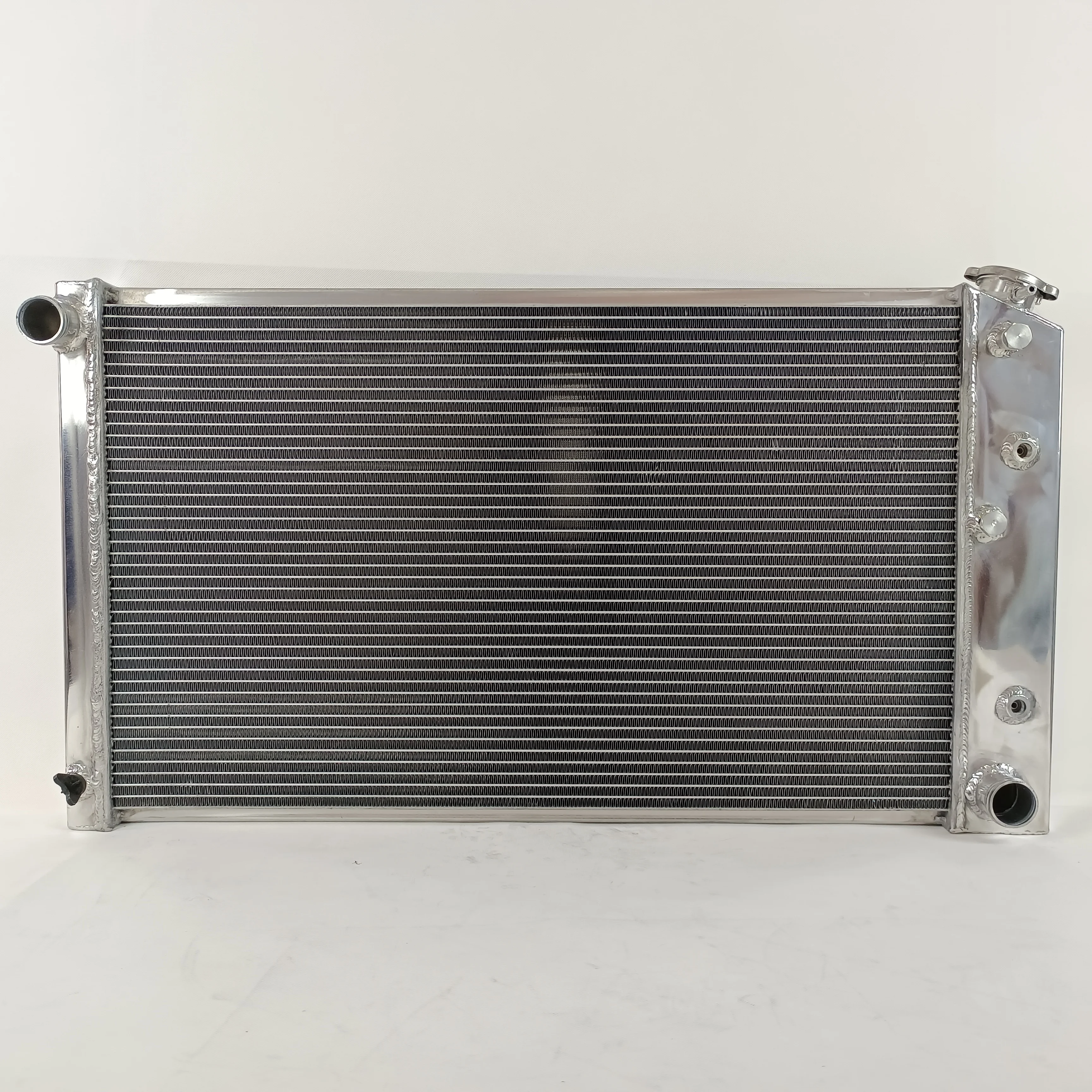 5 Row Radiator + Shroud + Fan for Chevy Chevelle 1968-1973/El Camino 1968-1977/Chevy Caprice 1971-1990 AT