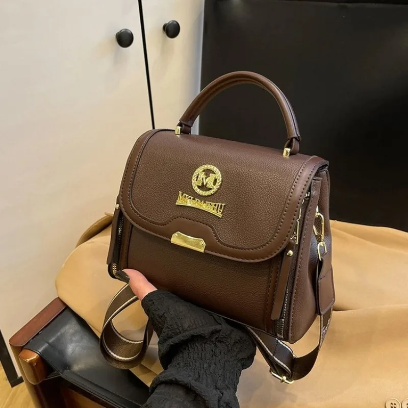 

Elegant Satin Finish Ladies Bag Lustrous Underarm Shoulder Bag For Formal Evenings And Black Tie Events
