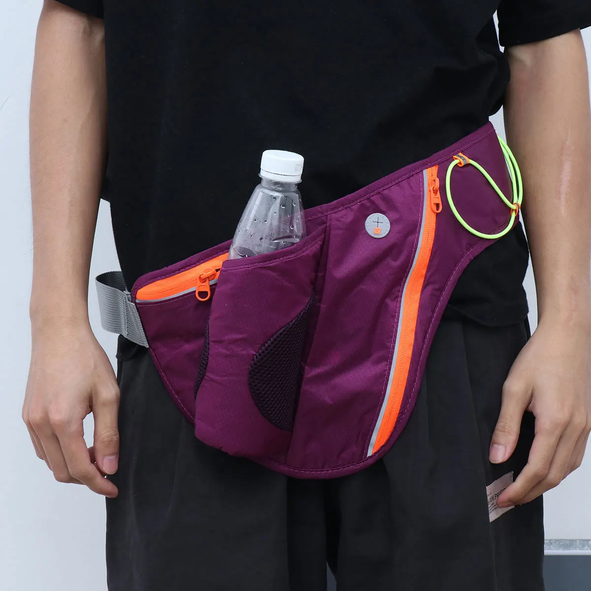 

Nylon Running Belt for Men Women Phone Pocket 600ML Water Bottle Holder Reflective Strip Fits 60cm 112cm Waist Sports Fanny Pack
