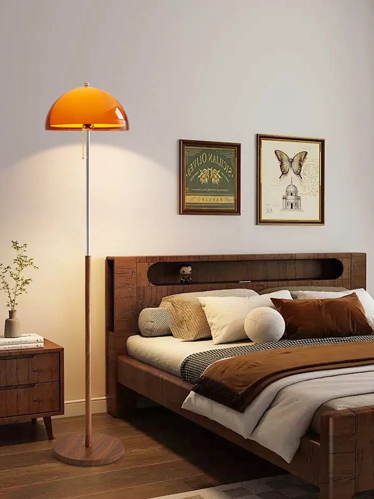 

French medieval living room floor lamp sunset atmosphere lamp bedroom bedside designer retro sofa vertical table lamp