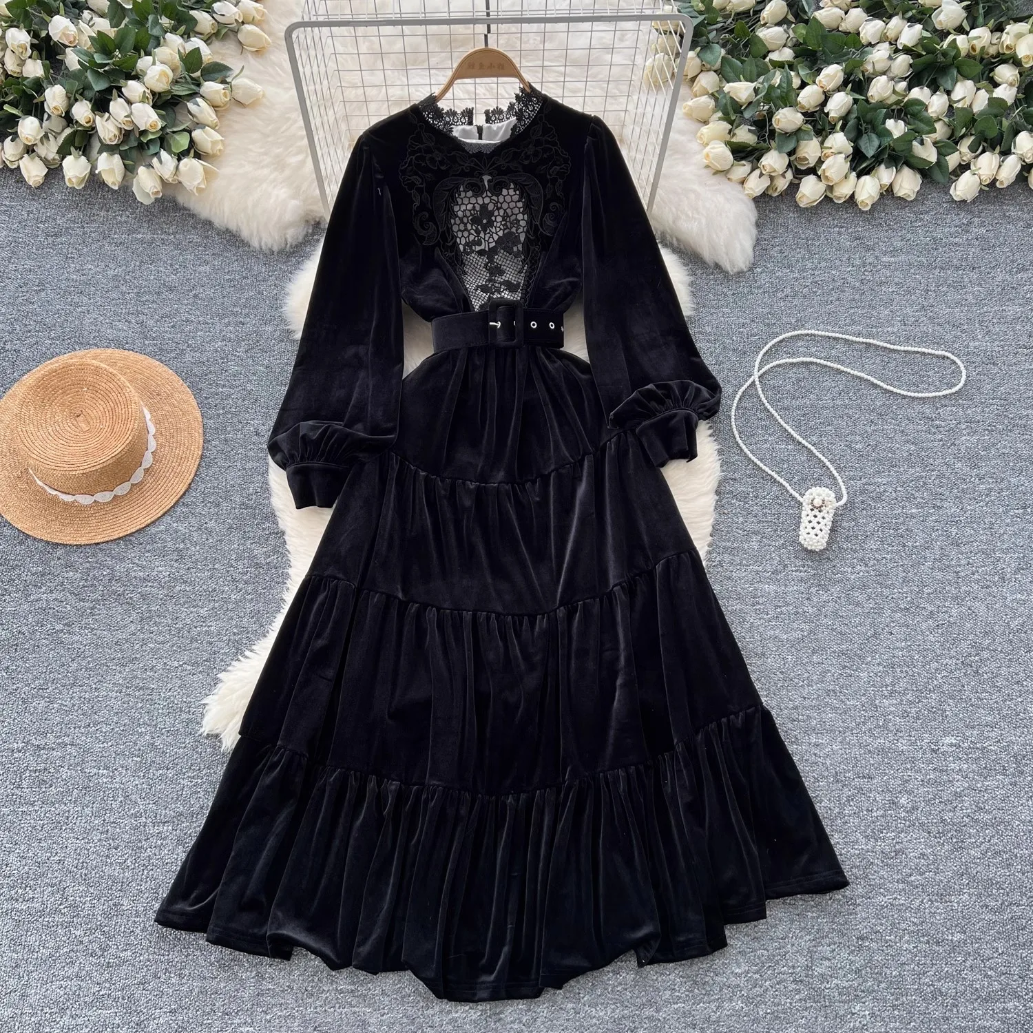 2024 New Autumn Winter Velvet Women Fashion Vintage Wine Red Stand Collar Lantern Sleeve Lace Patchwork Belt Party Casual Dress