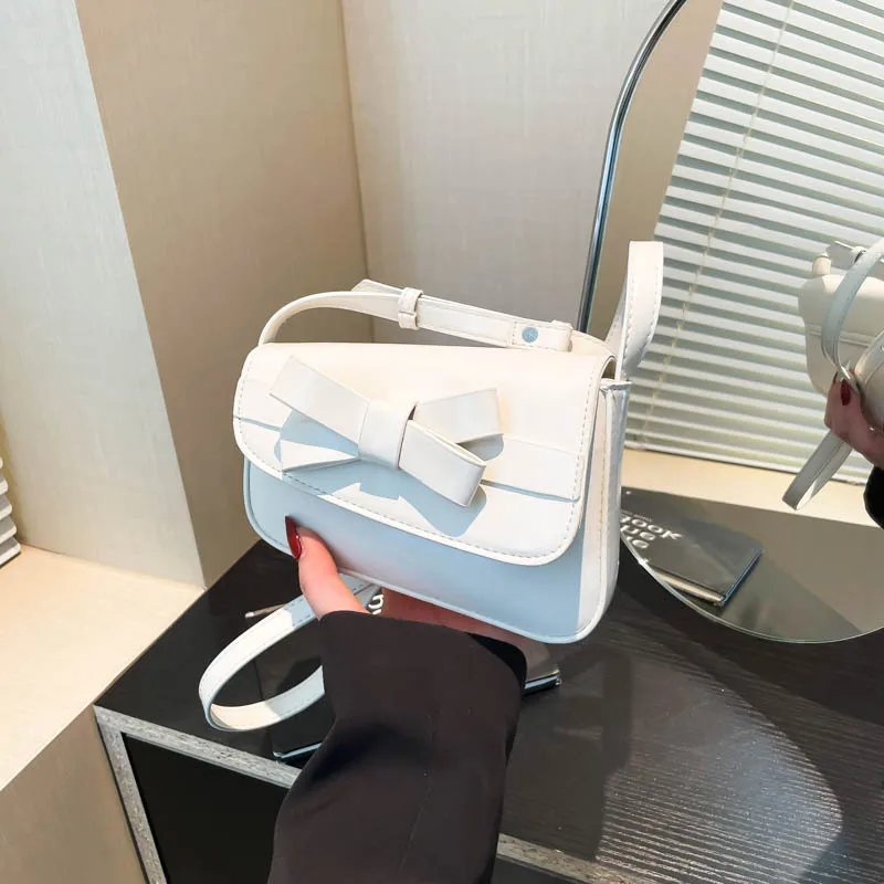 

Korean Edition Cute Bow Decoration Messenger Bag Women Fashion Solid Color Versatile One Shoulder Bags Female Mini Lipstick Bag