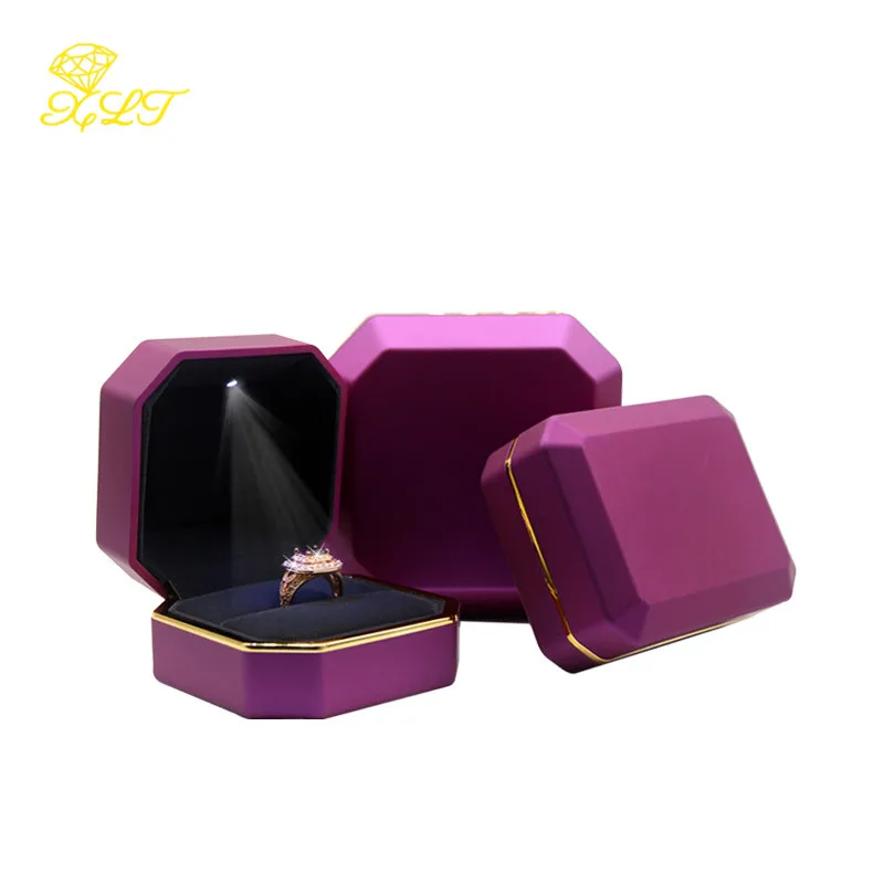 High-end Octagonal Paint Jewelry Box Led Light Ring Box Creative Ring Necklace Packaging Gift Box Personalized Box For Ring