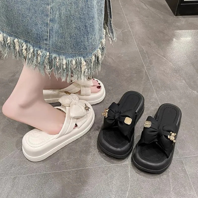 

Women Slippers 2026 New Summer Casual Shoes Versatile Thick Sole Sandals Women Outwear Bow Beach Slippers Sexy Slides Women