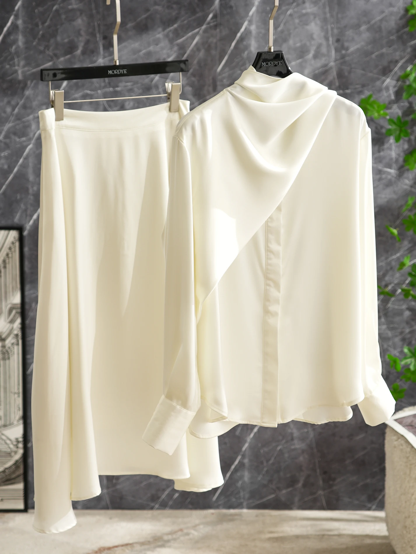 

White Stand Collar Sash Shirt Half Skirt Set Two Piece Set Women Clear Cool Sister Feeling Fashionable Office Commute Style