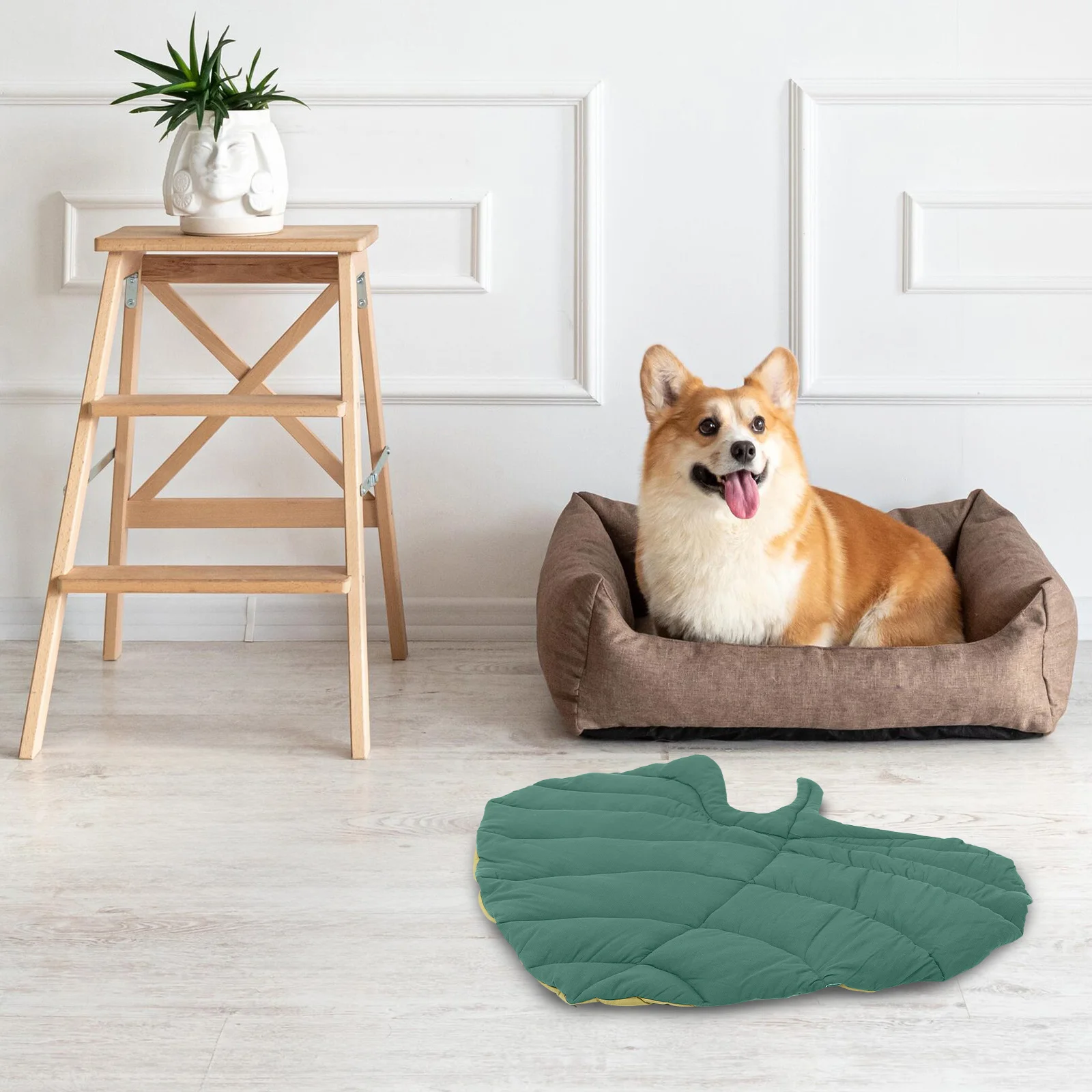 

Pet Mat for Cats and Dogs 25.55x24.76inch Leaf Shape Design All-Season Reversible Non-Slip Machine Washable Dog Crate Pad Bed