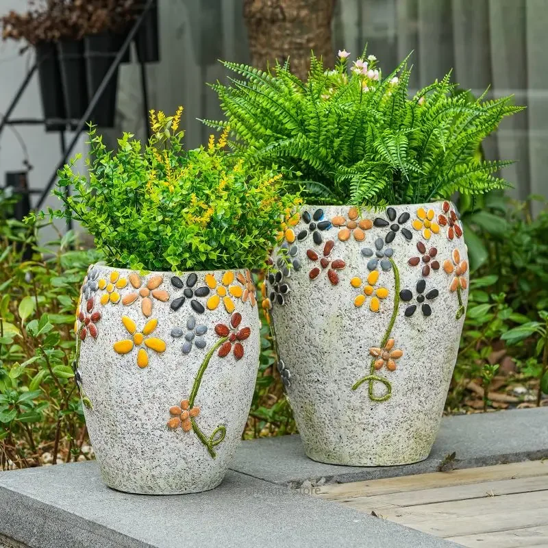 *&s Stone Flower Pot for Outdoor Garden Yard, Planter for Villa Courtyard Patio, Natural Rock Container , Rustic Home Accent