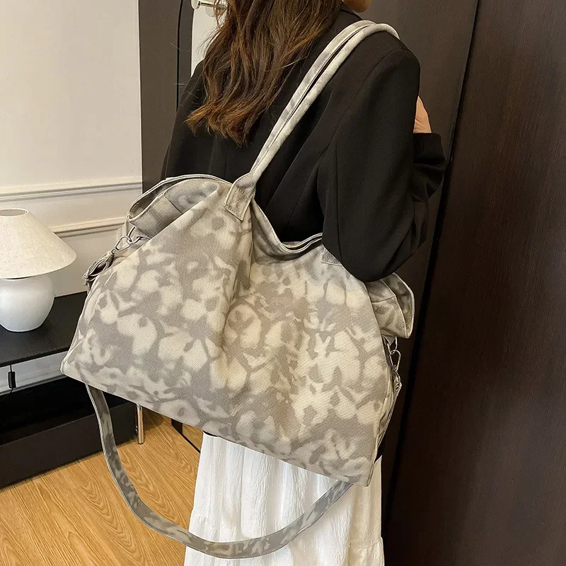 

Printed Canvas Tote Bag Designer Zipper Shoulder Bag Korean-style Casual Outdoor Travel Bag Stylish Large-capacity Commuter Bags