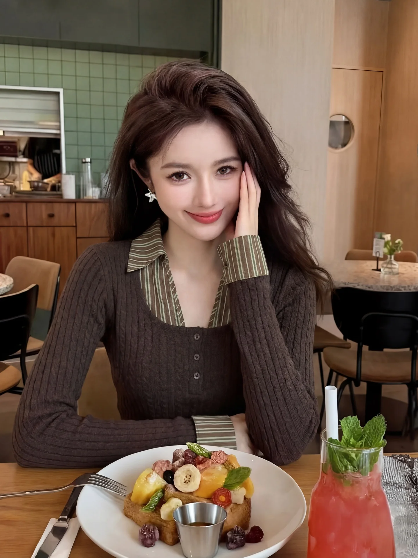 

Кофейная женская футболка с эффектом двухслойности, длинным рукавом и отложным воротником, осенне-зимняя, в стиле «Spicy Girl», корейский стиль