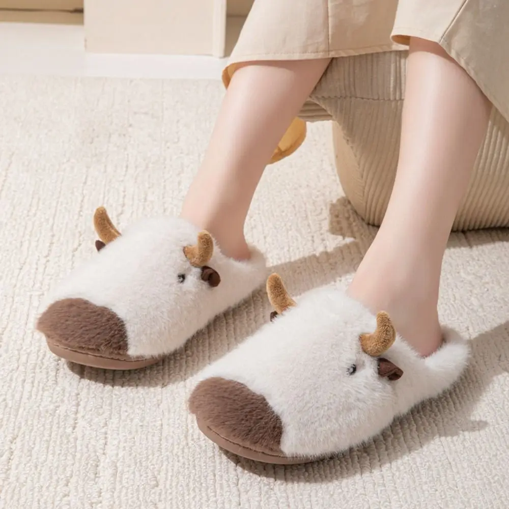 

Anti Slip Capybara Plush Slippers Kawaii Soft Cute Furry Capybara Slippers Silent Cartoon Winter Plush Slippers Men