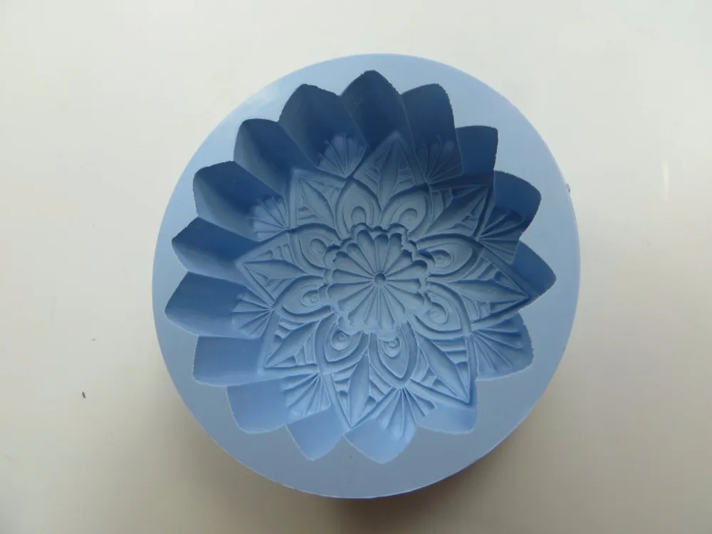 Silicone Mold Flower Pattern Soap Mould Resin Pendant Soap Mould Handmade DIY Soap Candle Aroma Stone QT0043 image 3