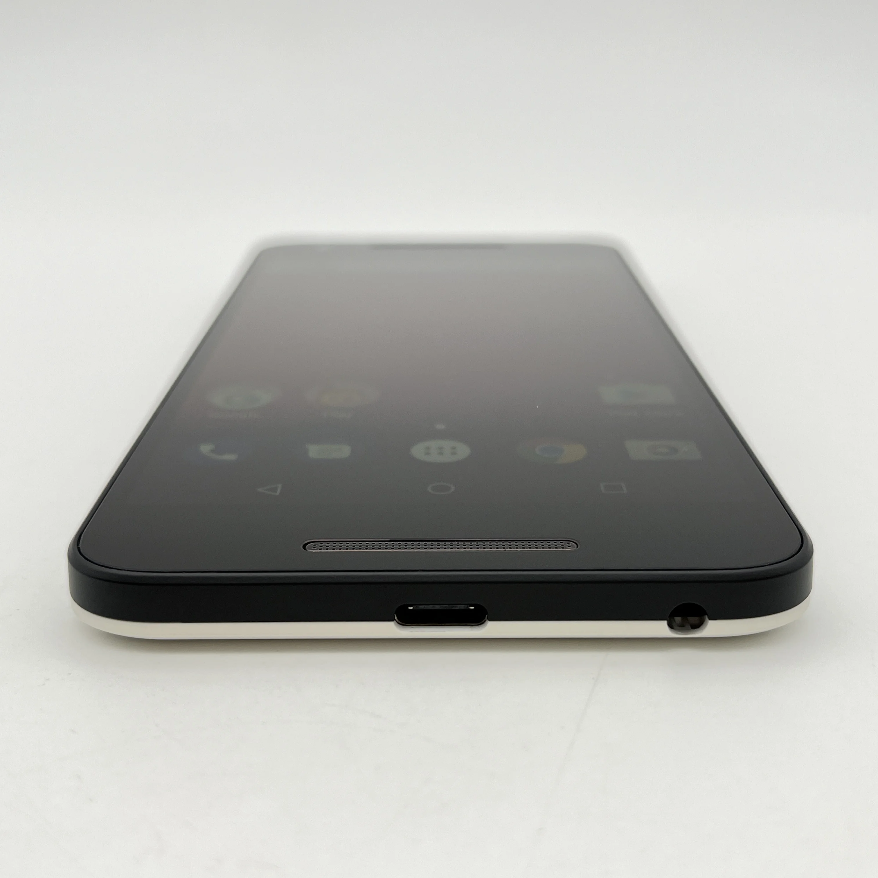 هاتف LG Nexus 5X الأصلي H790/H791 مفتوح مجدد بشريحت واحد 12 ميجابكسل 5.2 بوصة هاتف 4G بحالة جيدة