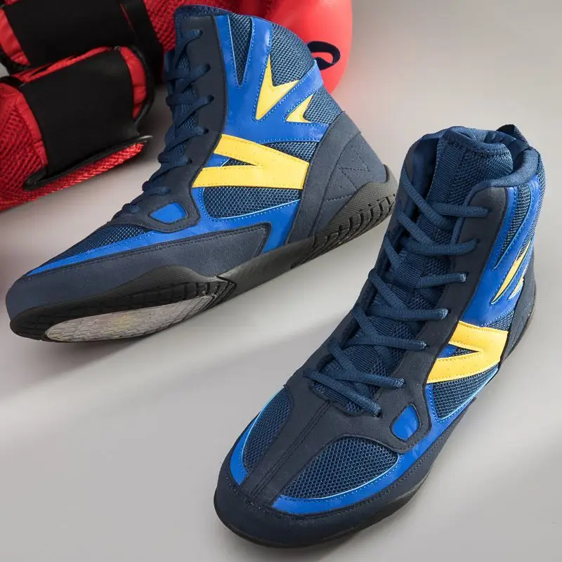 2026 New Luxury Wrestling Shoe for Men Anti Slip Gym Training Shoe For Man Unisex Men Fighting Shoes Mid-Top Boxing Sneakers Men