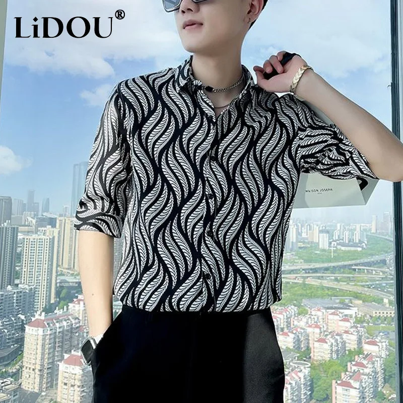 

2023 Summer New Korean Style Men's Clothing Turn-down Collar Ice Silk Fabric Printing Half Sleeve Blouse Men's Fashion Shirt